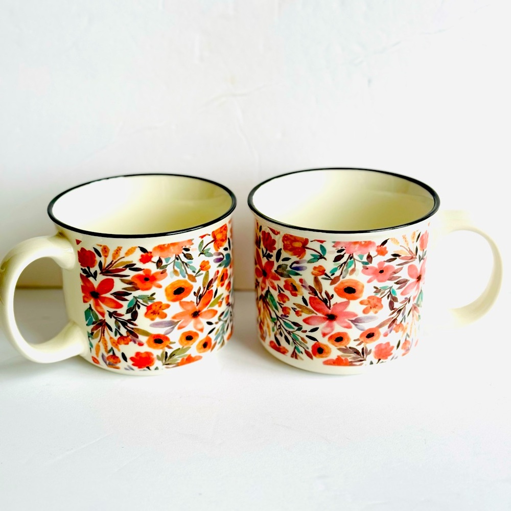 Pair of Orly Maison Floral Coffee Mugs NWT